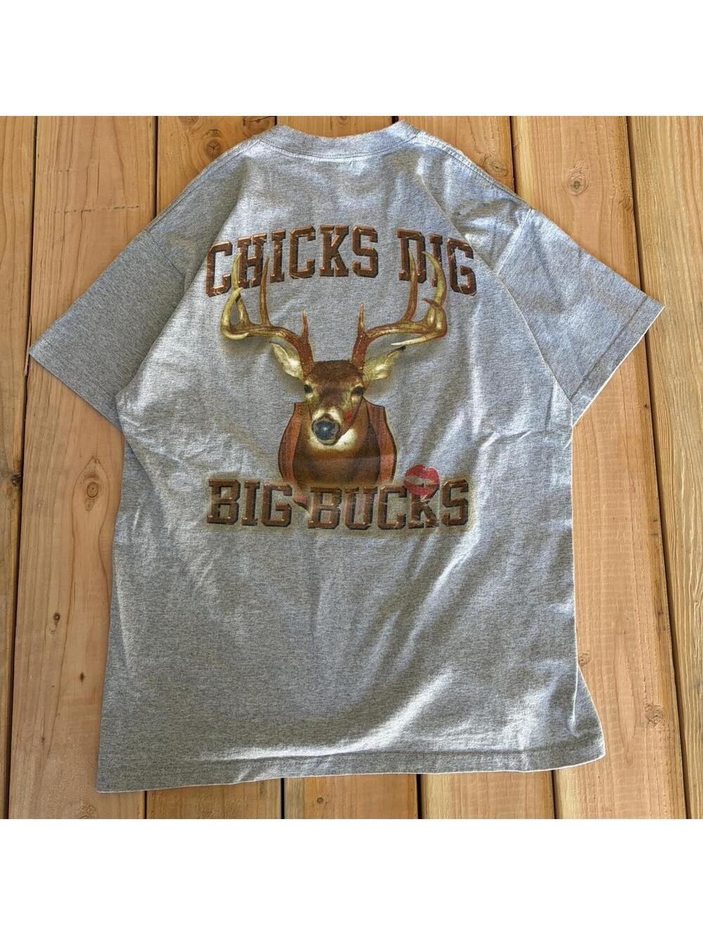 Grey and brown Chicks Dig Big Bucks hunting tee funny